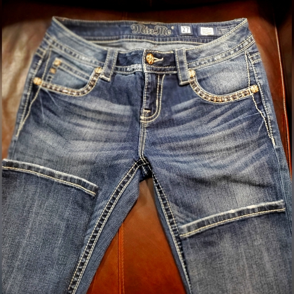 Miss Me 27 signature straight & 28 signature boot blue jeans